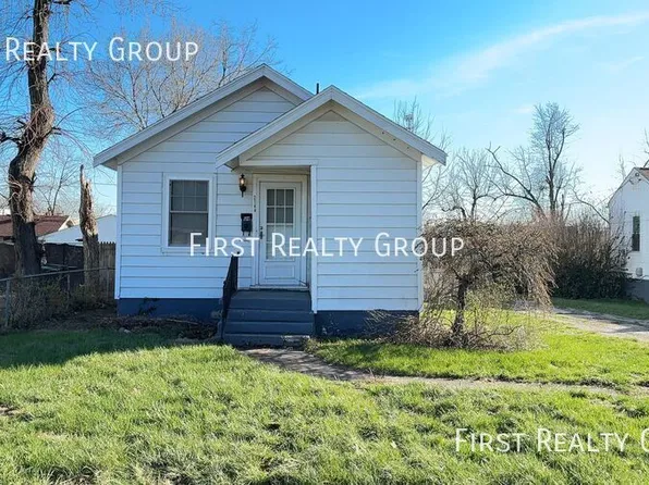 2144 Neff Rd, Dayton, OH 45414