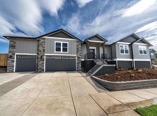 4776 Hathaway Dr, Medford, OR