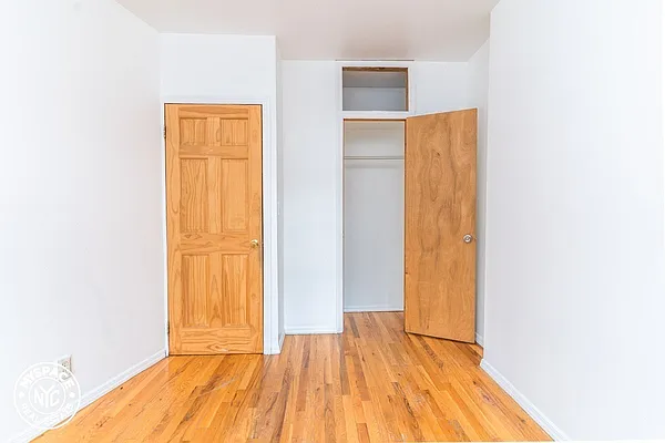 Rented by MySpaceNYC | media 9