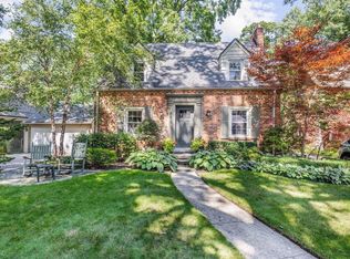 966 W Oakridge St, Ferndale, MI 48220