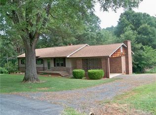 36440 Azalea Cir, New London, NC 28127