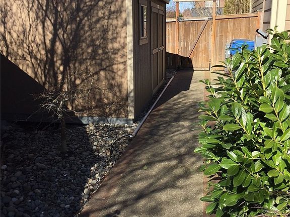 4th image of 17121 134th Avenue Ct E