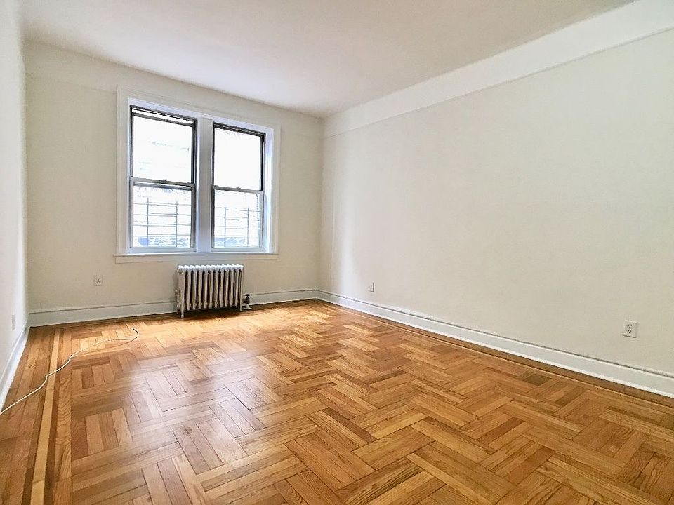 1st image of 106 Pinehurst Ave APT C31