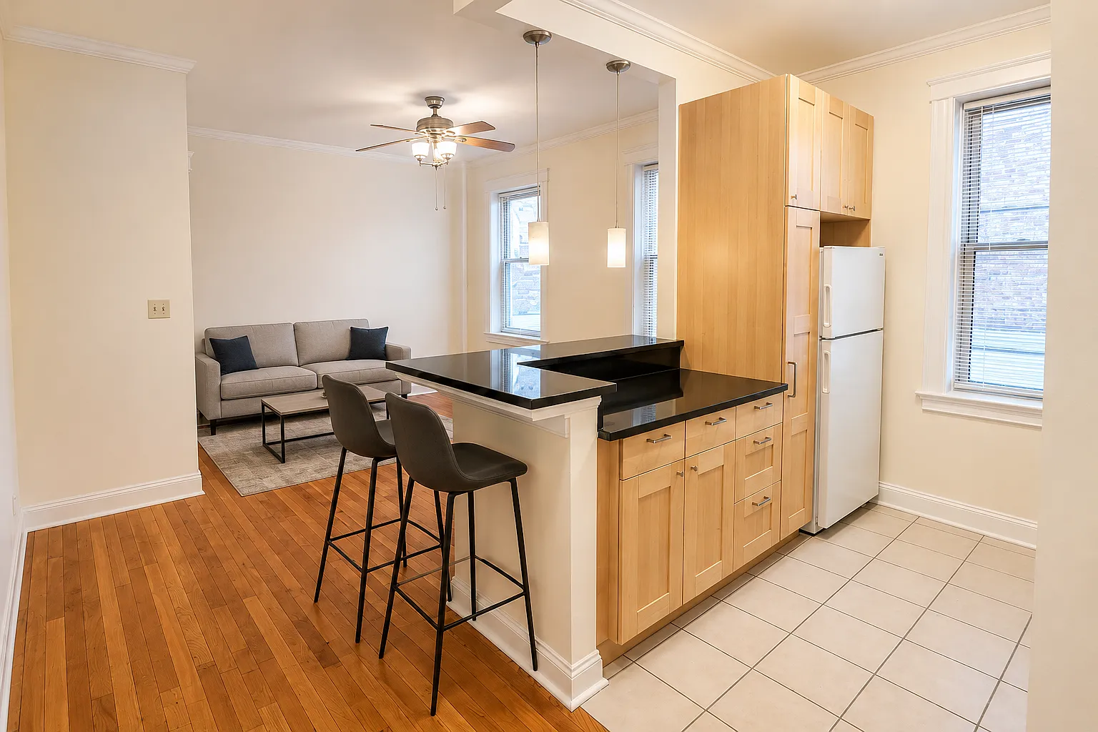 Studio, $2,395 — Photo 1