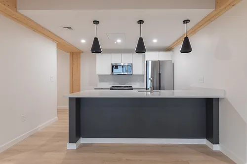 11 Lenox St #401 Photo 1