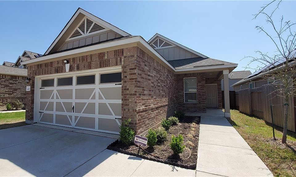 1st image of 907 Sandhill Branch Dr