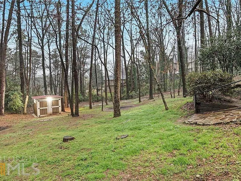 1833 Tree Top Ct — Photo 36
