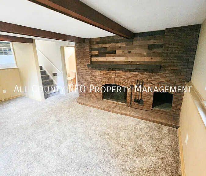 5727 Carolyn Dr — Photo 21