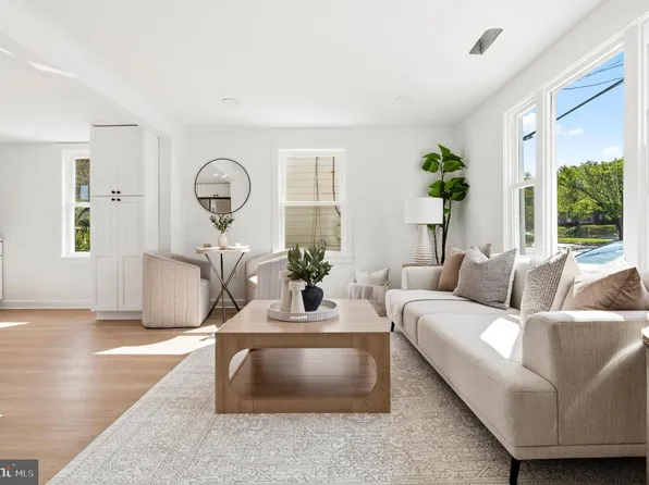 5608 Annapolis Rd, Bladensburg, MD 20710