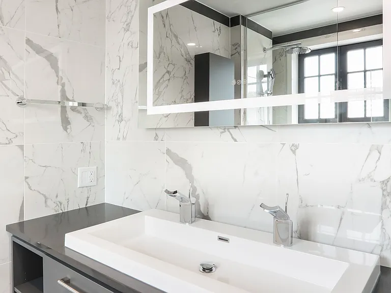 2 Clarendon Ave #206 — Photo 12