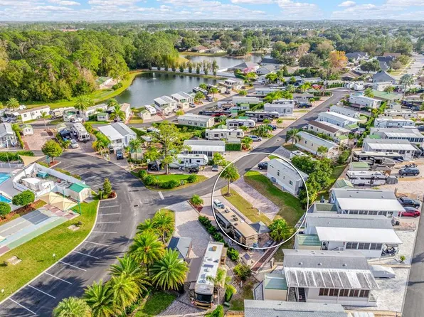 2439 Palm St Unit 214, Clermont, FL 34714