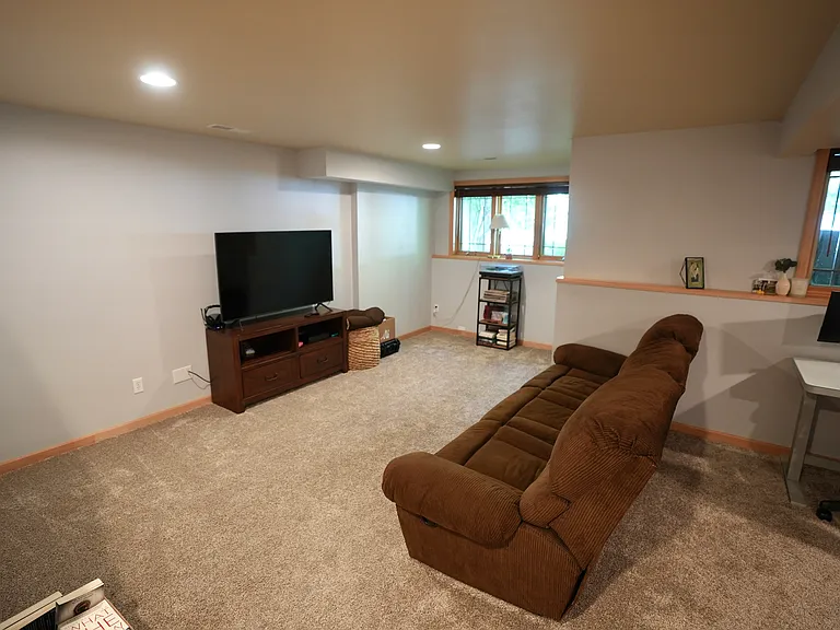 54 Wood Brook Way — Photo 15
