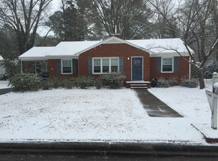1604 Longwood Dr, Greenville, NC 27858