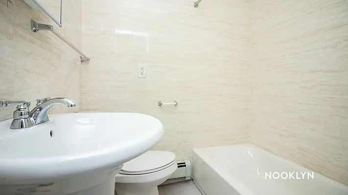 Rented by Nooklyn NYC LLC | media 18
