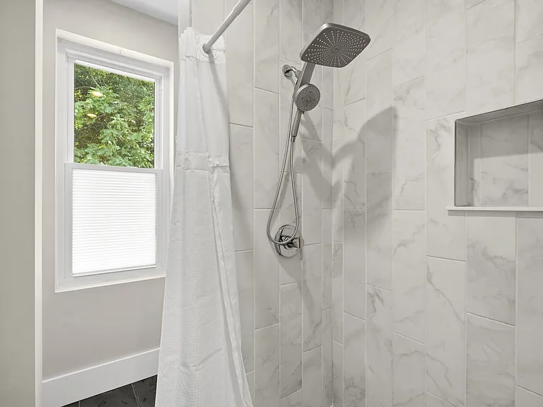 2nd floor full bath