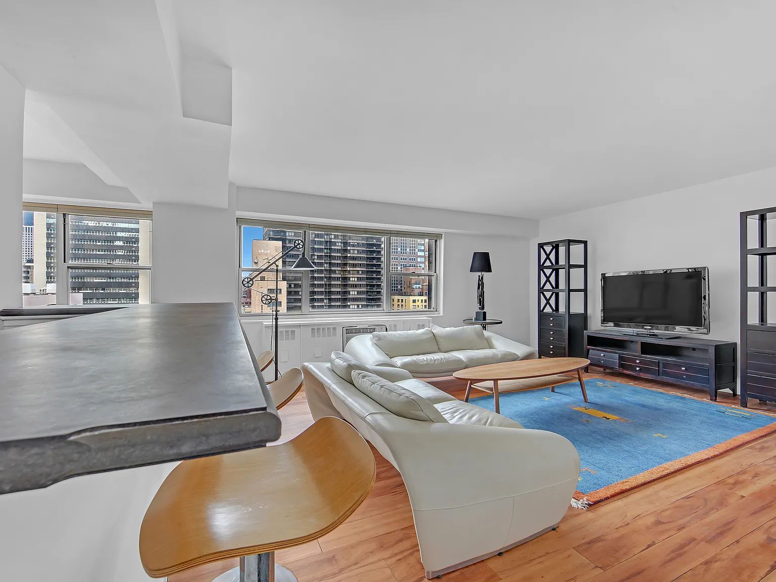 333 East 46th Street — Photo 2