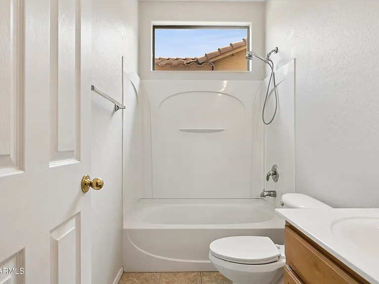 4323 W T Ryan Ln — Photo 22