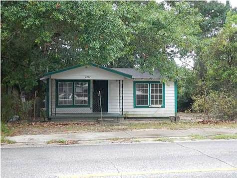 1st image of 2217 W Jackson St
