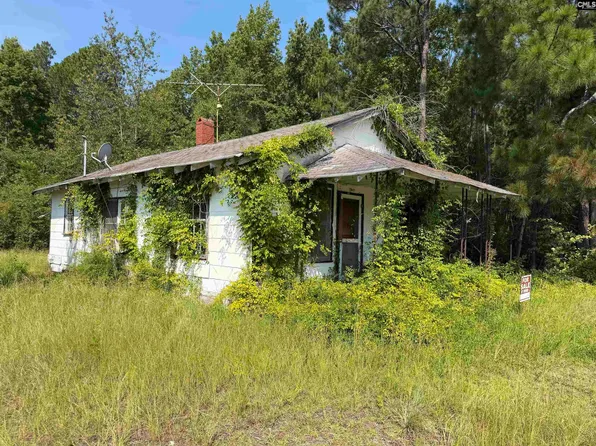 2019 Providence Rd, Cassatt, SC 29032