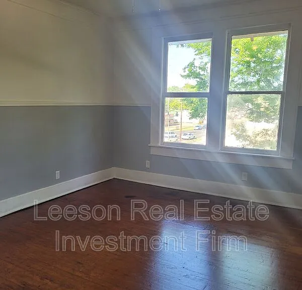 310 1/2 Kings Hwy — Photo 24