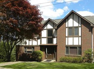 2723 Mount Royal Rd, Pittsburgh, PA 15217