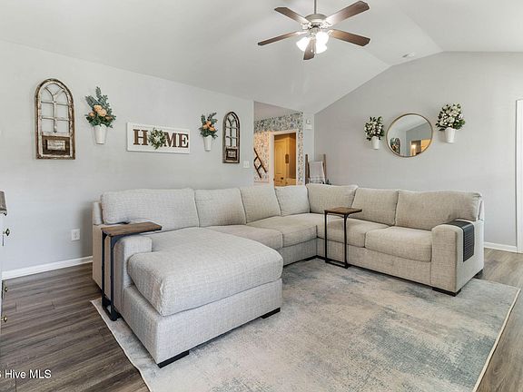 4th image of 233 Merin Height Road