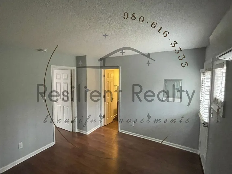 106 Wilshire Ave SW #1 — Photo 15
