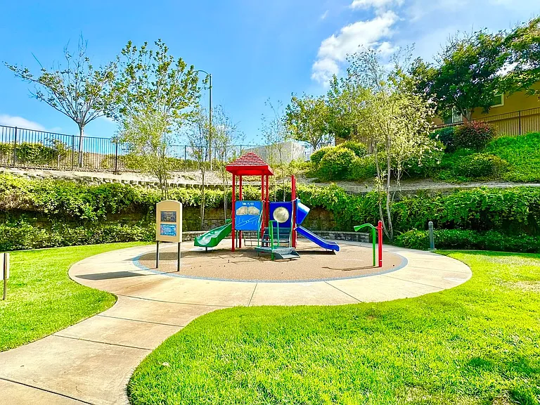 5010 Golondrina Way #59 — Photo 33