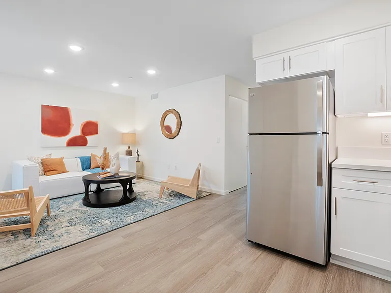 Villas by the Sea - Pacific Beach's Newest Community! — Photo 21