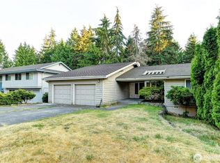 17037 154th Pl SE, Renton, WA 98058