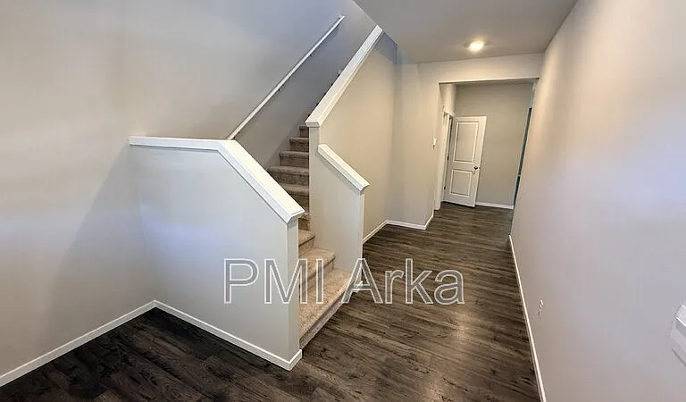 10823 32nd St NE — Photo 14