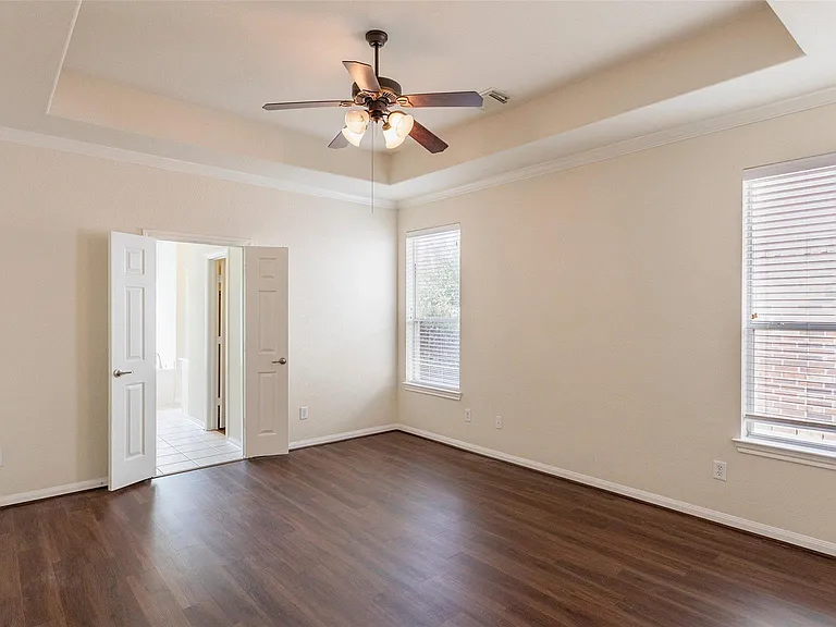 7003 Kendall Lake Ct — Photo 12