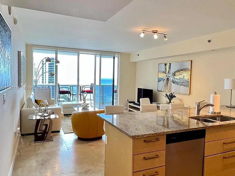 1830 S Ocean Dr #1812 — Photo 4