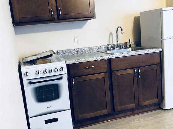 64E0F93A-BD81-4DB5-9F72-D69D783E4263