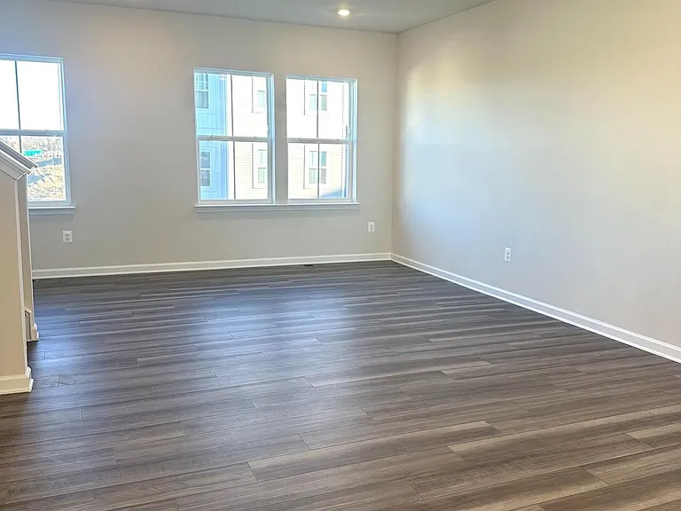 57 Brookfield Mews — Photo 10