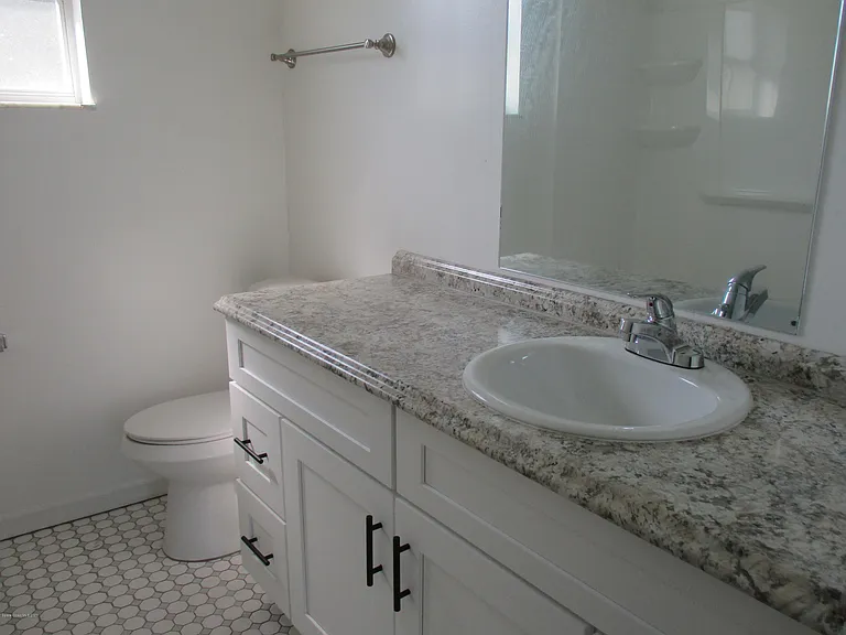 474 Tuloma Ave SW — Photo 16