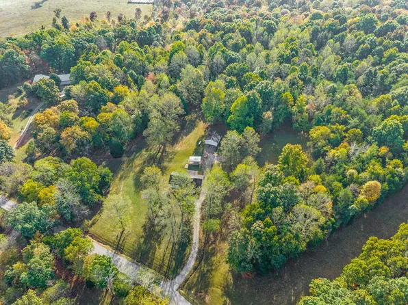 16350 Froghop Rd, Hopkinsville, KY 42240