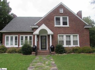253 Ann St, Pickens, SC 29671
