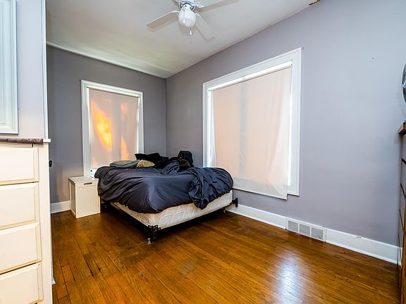 5th image of 2405 Lakeview Ave