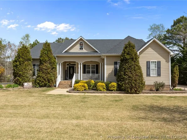 887 Coachman Way, Sanford, NC 27332