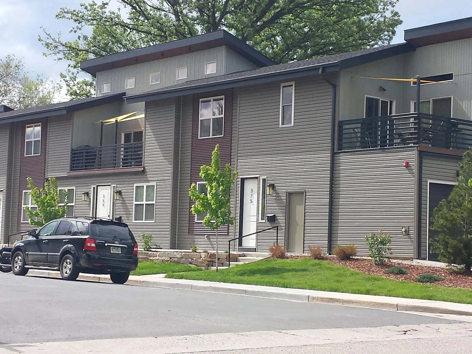 2 bed, 1500 sqft, $2,500 — Photo 3