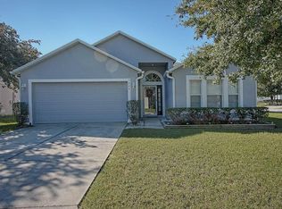 1040 Remington Ave, Eustis, FL 32726