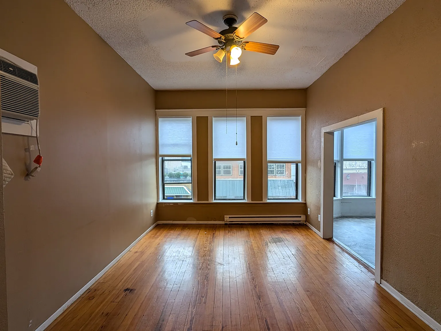 1 bed, 560 sqft, $750 — Photo 1