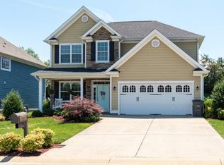 2736 Edinburgh Channel Rd, Kingsport, TN 37664