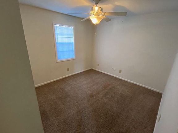 5th image of 3423 Rosewood Dr