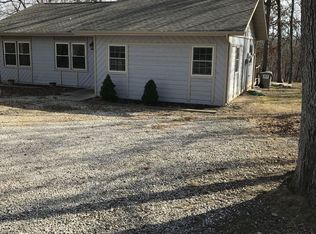 618 Cherokee Rd, Lake Ozark, MO 65049