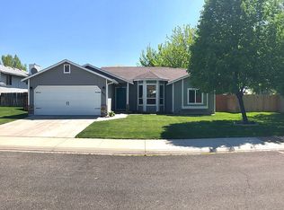 1401 E Drucker St, Meridian, ID 83642