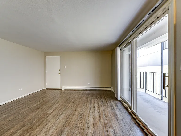 2340 S University Blvd — Photo 6
