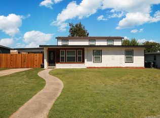 71 Pilgrim Dr, San Antonio, TX 78213