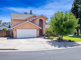 2667 Laverne Ave, Clovis, CA 93611